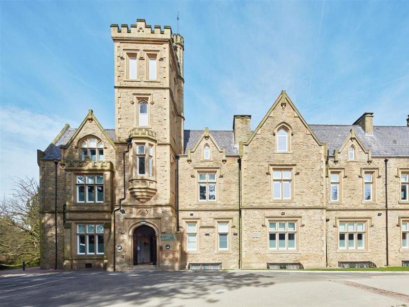 Oddfellows On The Park Cheadle  Luaran gambar The former school building