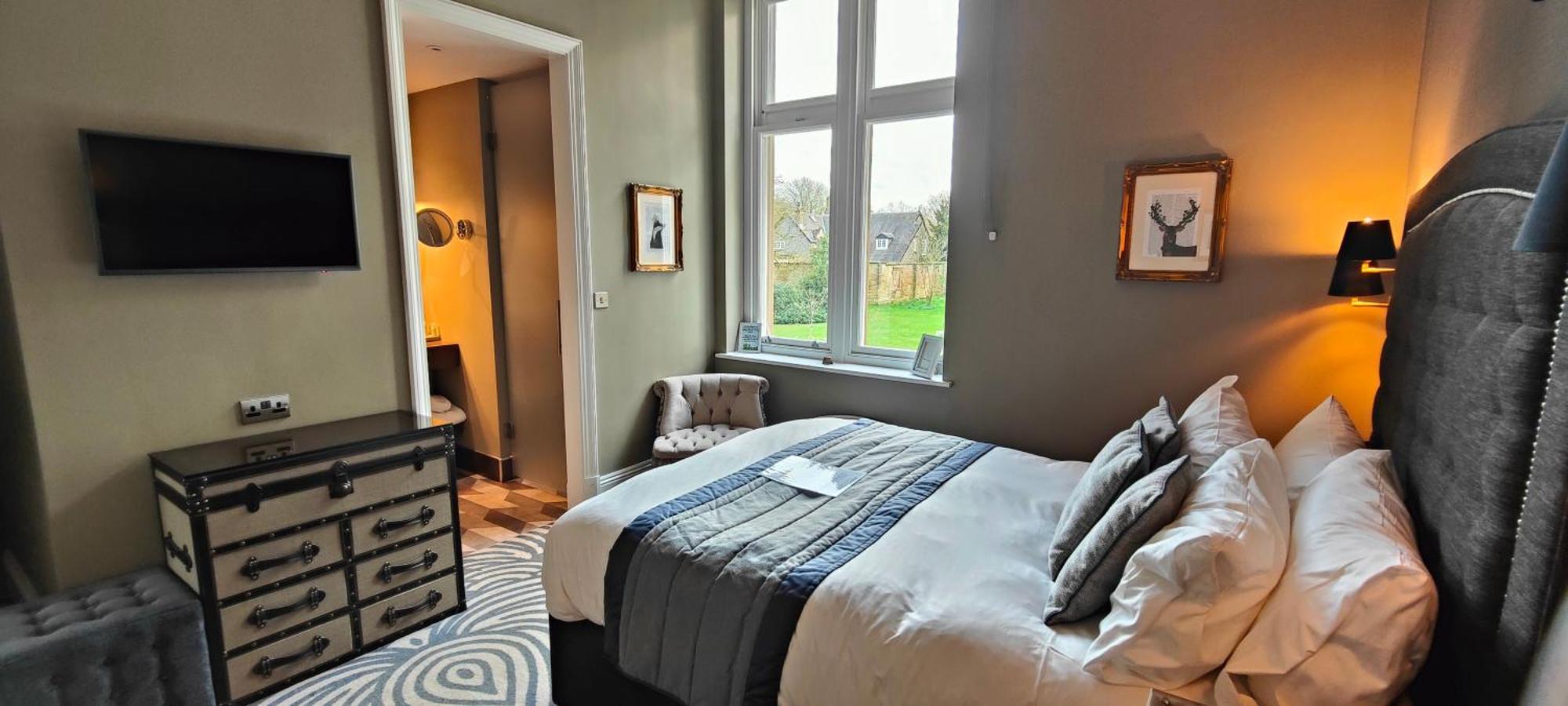 Oddfellows On The Park Cheadle  Luaran gambar A bedroom at The Old Bank Hotel