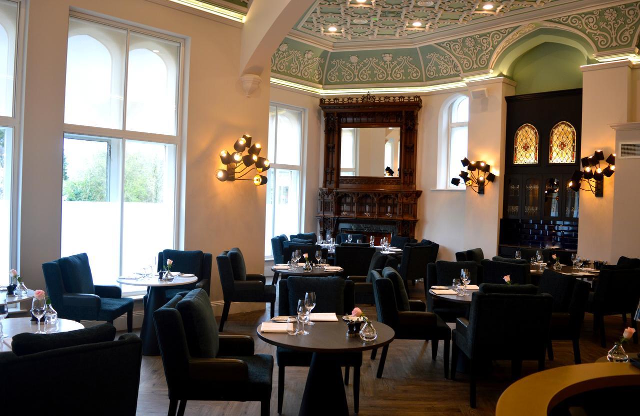 Oddfellows On The Park Cheadle  Luaran gambar Interior of the restaurant
