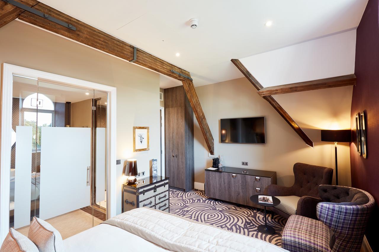 Oddfellows On The Park Cheadle  Luaran gambar Suite at the Hotel de la Poste