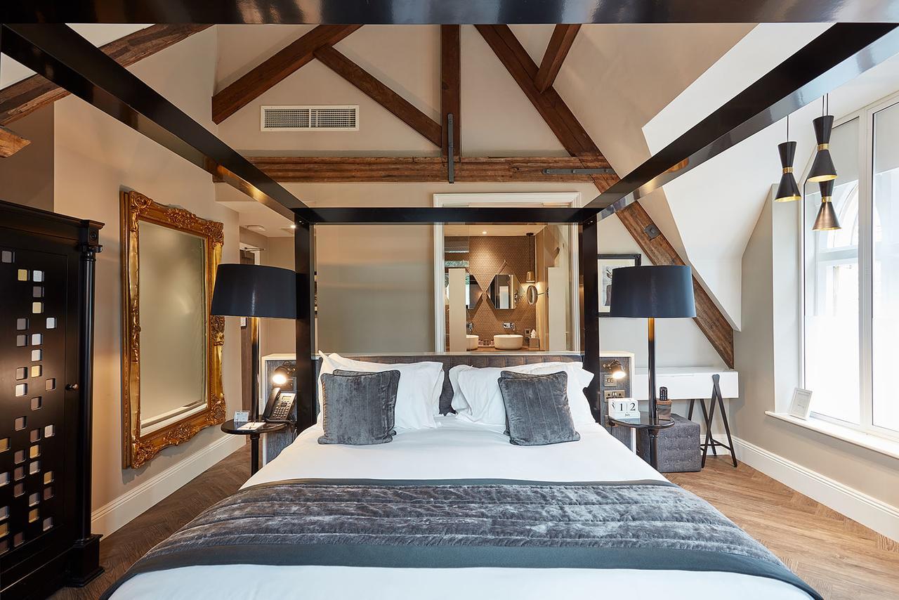 Oddfellows On The Park Cheadle  Luaran gambar A bedroom at the hotel