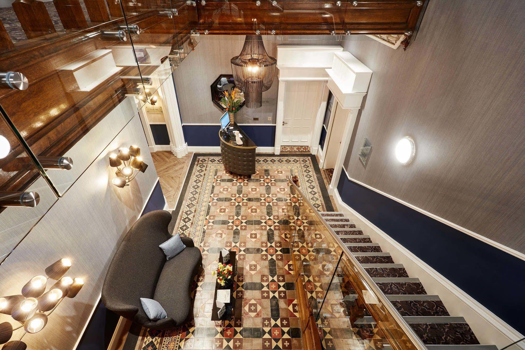 Oddfellows On The Park Cheadle  Luaran gambar Interior of the hotel