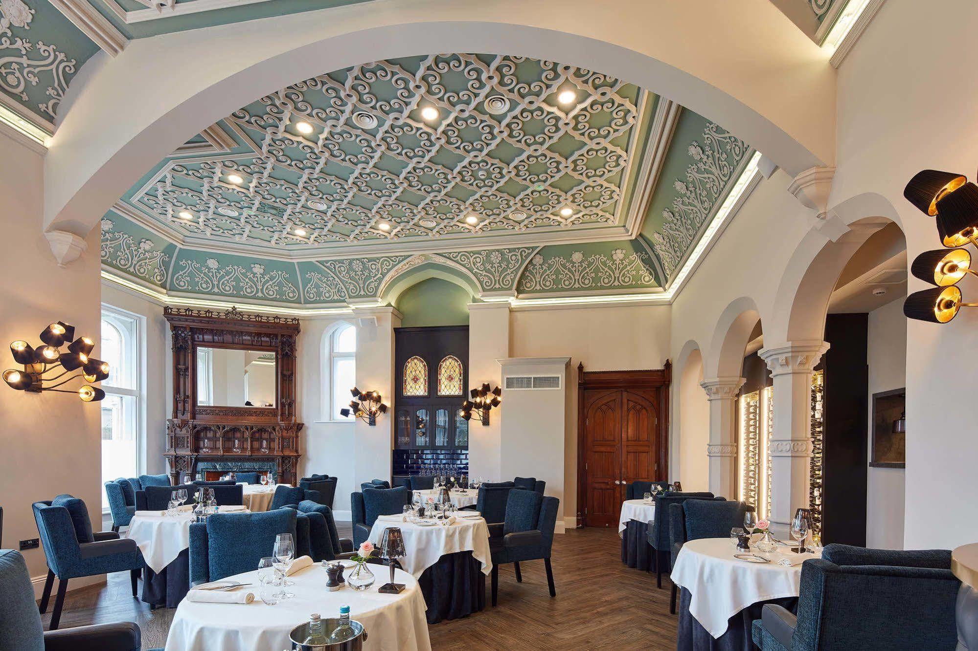 Oddfellows On The Park Cheadle  Luaran gambar The interior of the restaurant